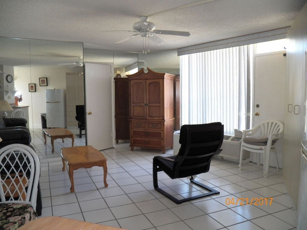 Imagen de la habitación del Hotel Symphony Beach Club. Foto 6