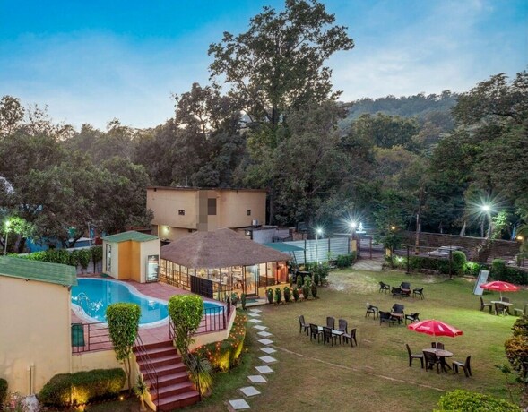 Imagen general del Hotel Symphony By Devbhoomi Corbett Resort. Foto 7