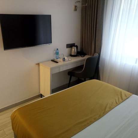 Imagen de la habitación del Hotel Symphony. Foto 6