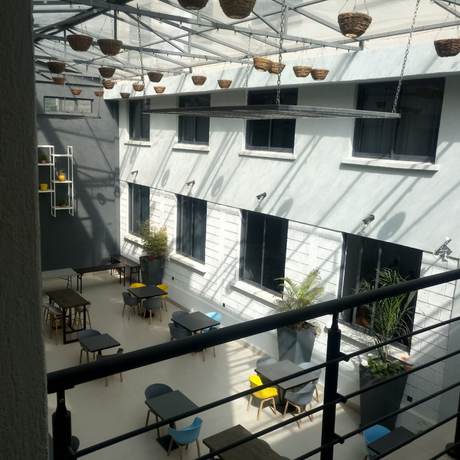 Imagen del bar/restaurante del Hotel Symphony. Foto 4