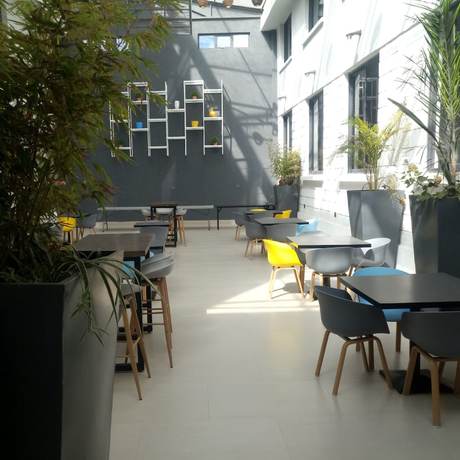 Imagen de los exteriores del Hotel Symphony. Foto 15