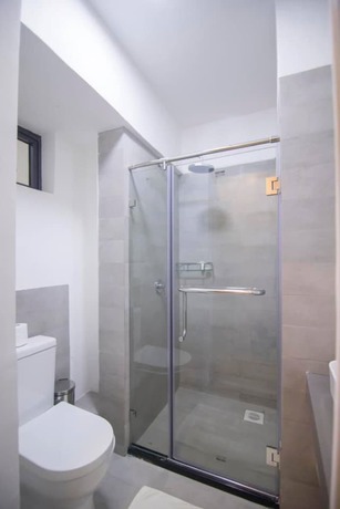 Imagen de la habitación del Hotel Symphony. Foto 13