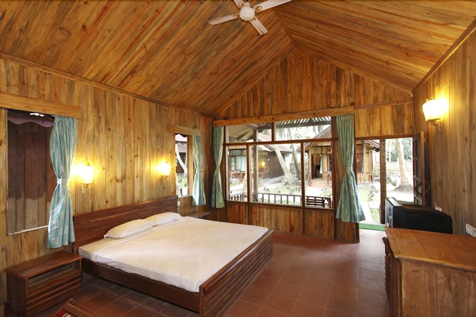 Imagen de la habitación del Hotel Symphony Palms Beach Resort. Foto 7