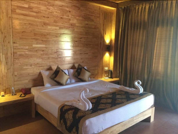 Imagen de la habitación del Hotel Symphony Palms Beach Resort. Foto 8