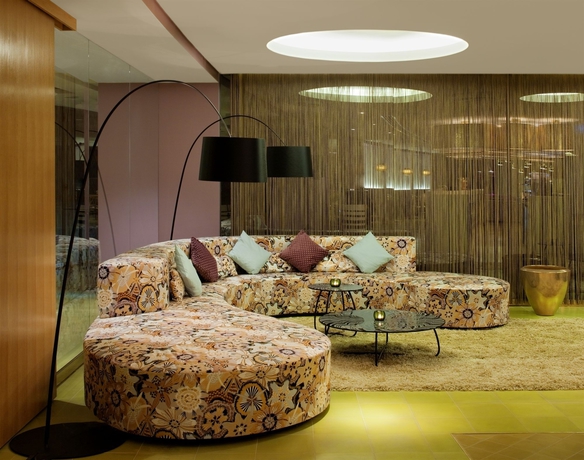 Imagen de los interiores del Hotel Symphony Style Hotel Kuwait. Foto 12