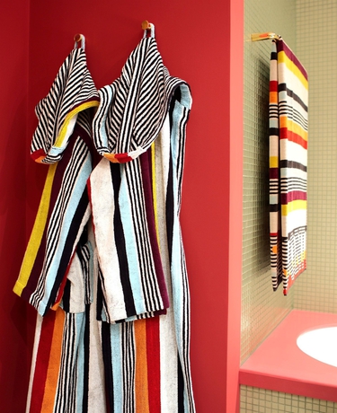 Imagen de la habitación del Hotel Symphony Style Hotel Kuwait. Foto 9