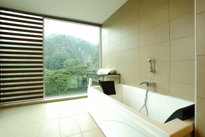 Imagen de los interiores del Hotel Symphony Suites, Ipoh. Foto 15