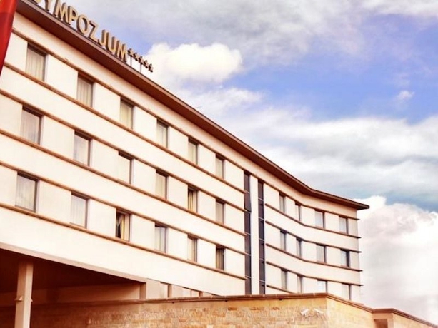 Imagen general del Hotel Sympozjum and Spa. Foto 8