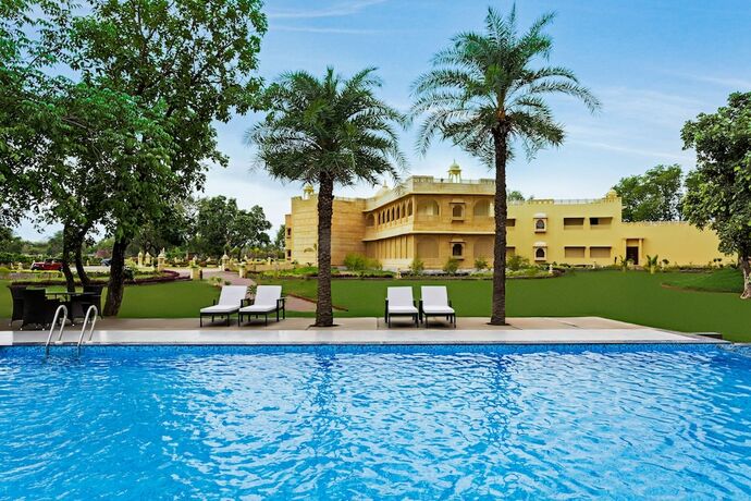 Imagen de la piscina del Hotel Syna Heritage. Foto 31