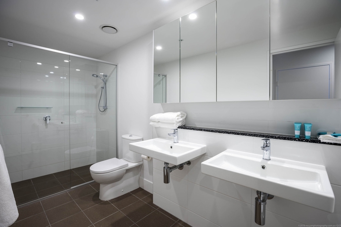 Imagen de la habitación del Hotel Synergy Broadbeach. Foto 9