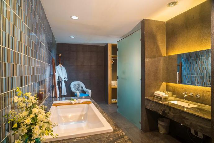 Imagen de los interiores del Hotel Synergy Samui. Foto 11