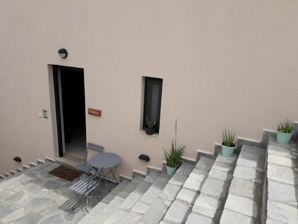 Imagen general del Hotel Syra Suites. Foto 6