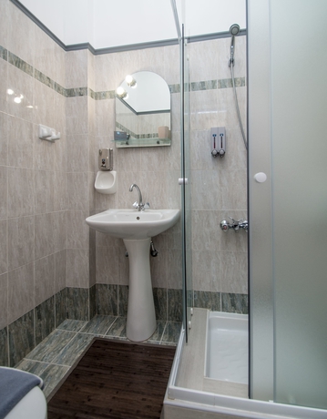 Imagen de la habitación del Hotel Syros Atlantis. Foto 7