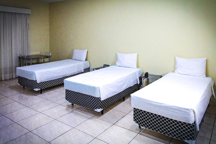 Imagen de la habitación del Hotel Syros. Foto 11