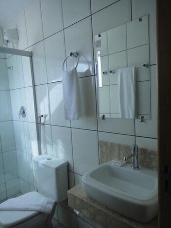 Imagen de la habitación del Hotel Syros. Foto 12