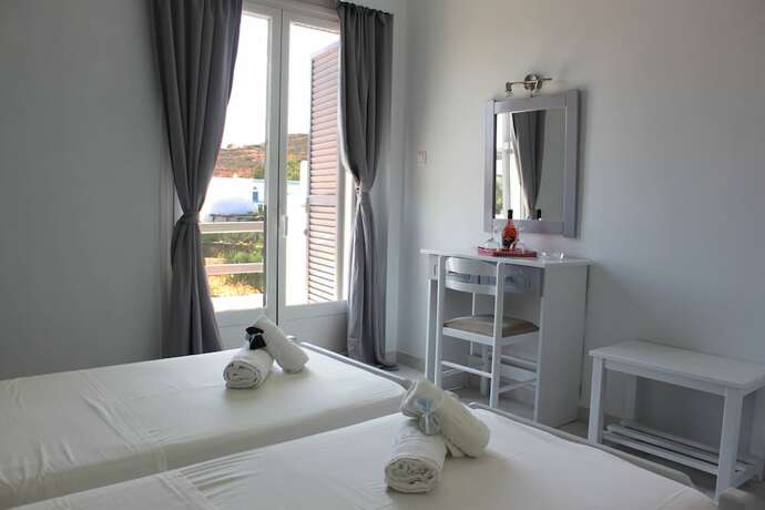 Imagen general del Hotel Syros Holidays. Foto 3