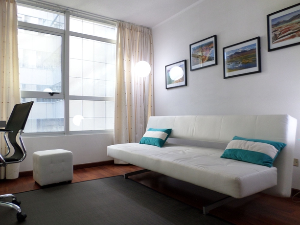 Imagen de los interiores del Hotel Sys Suites Nueva San Martin. Foto 7