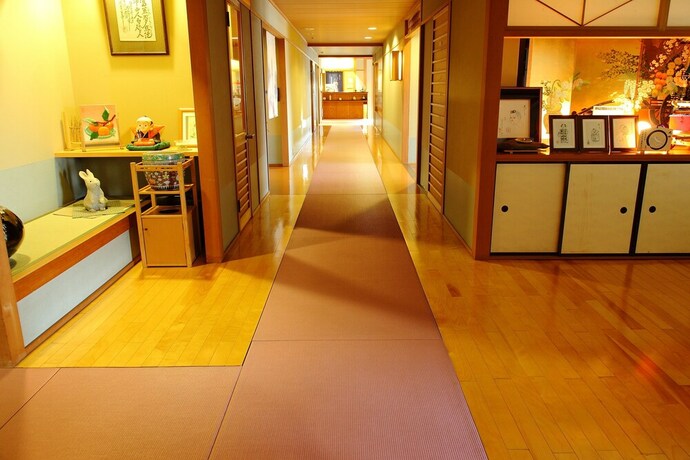 Imagen de los interiores del Hotel Syunjuan Hasshokaku Mizunowo. Foto 25