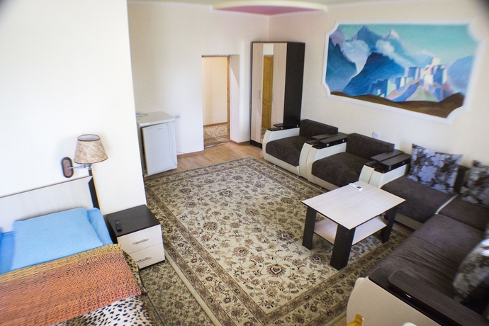 Imagen de la habitación del Hotel Syurpriz 1. Foto 13