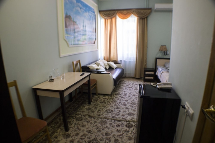 Imagen de la habitación del Hotel Syurpriz 1. Foto 14