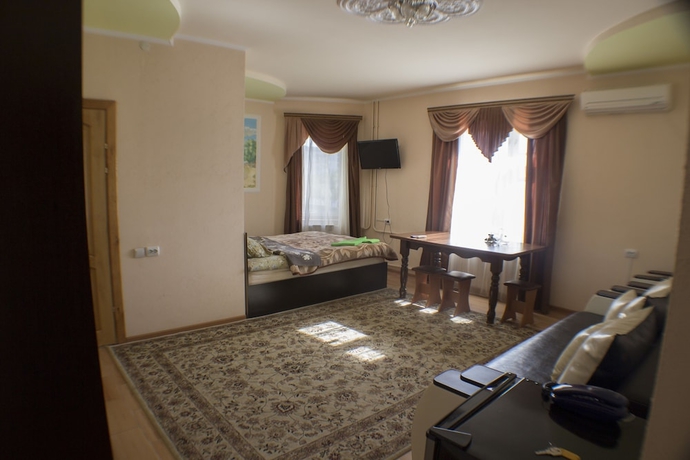 Imagen de la habitación del Hotel Syurpriz 1. Foto 15