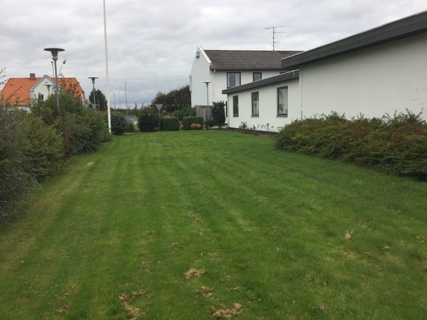 Imagen de los exteriores del Hotel Syvsten Kro. Foto 11