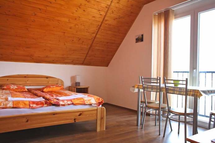 Imagen de la habitación del Hotel Szabolcs Apartments. Foto 11