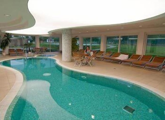 Imagen de la piscina del Hotel Sz&eacute;pia Bio and Art. Foto 16