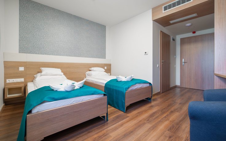 Imagen de la habitación del Hotel Szeghalom. Foto 4