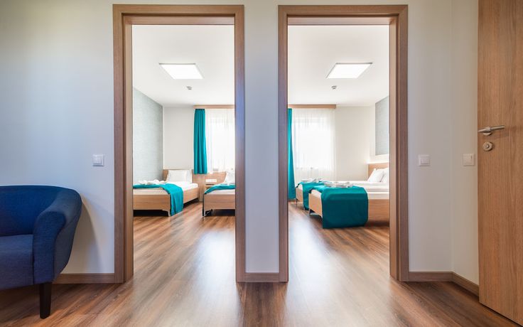 Imagen de la habitación del Hotel Szeghalom. Foto 10