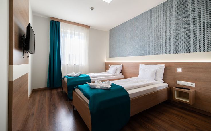 Imagen de la habitación del Hotel Szeghalom. Foto 13