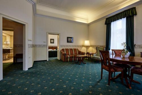 Imagen de la habitación del Hotel Szidónia Castle. Foto 9