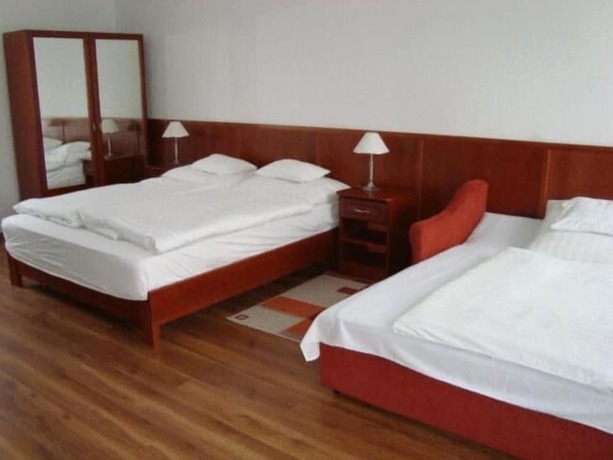 Imagen general del Hotel Szieszta Panzi&oacute;. Foto 5