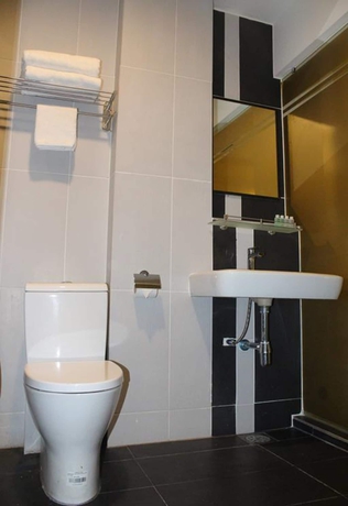 Imagen de la habitación del Hotel T Jalan Tar. Foto 6