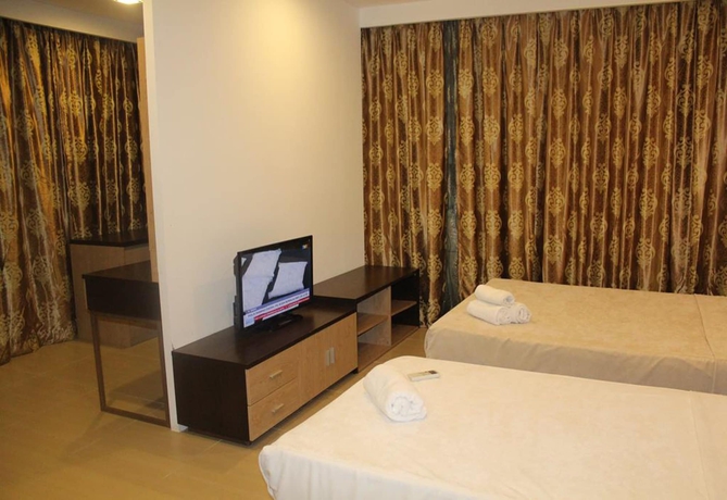 Imagen de la habitación del Hotel T Jalan Tar. Foto 8