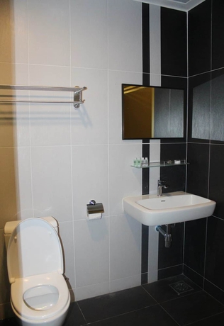 Imagen de la habitación del Hotel T Jalan Tar. Foto 15