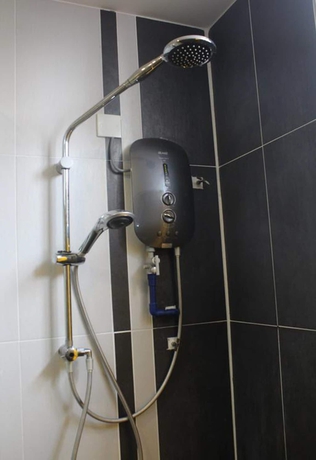 Imagen de la habitación del Hotel T Jalan Tar. Foto 16