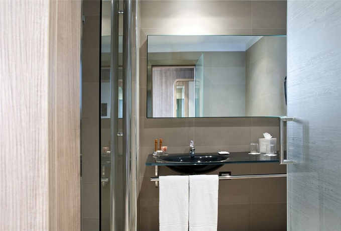 Imagen de la habitación del Hotel T Lamezia. Foto 2