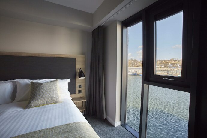 Imagen de la habitación del Hotel Tŷ Milford Waterfront. Foto 18