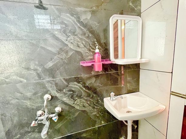 Imagen de la habitación del Hotel T P Inn near Mahakaleshwar Temple. Foto 6
