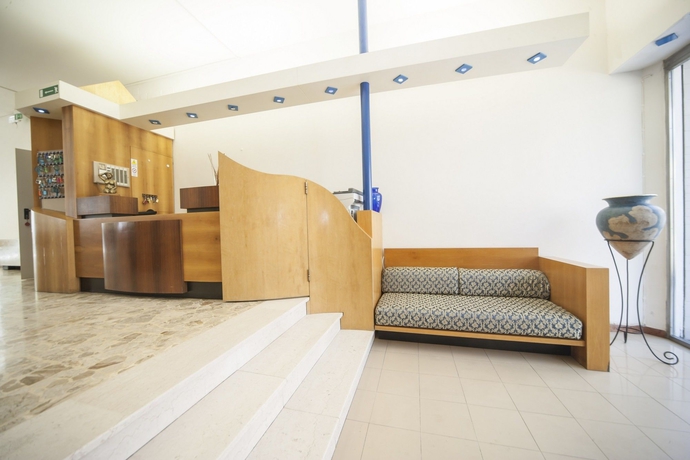 Imagen de los interiores del Hotel T Rimini. Foto 12