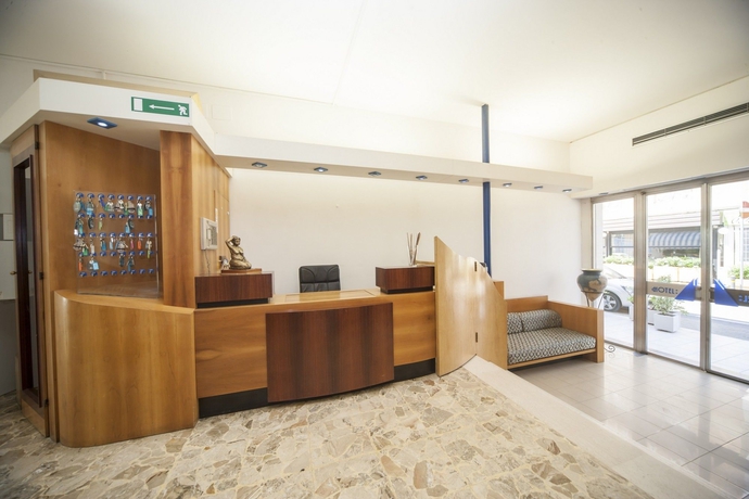 Imagen de los interiores del Hotel T Rimini. Foto 14
