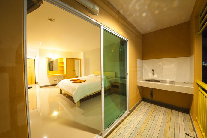 Imagen de los interiores del Hotel T Sleep Place. Foto 14