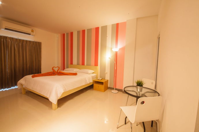 Imagen de los interiores del Hotel T Sleep Place. Foto 15