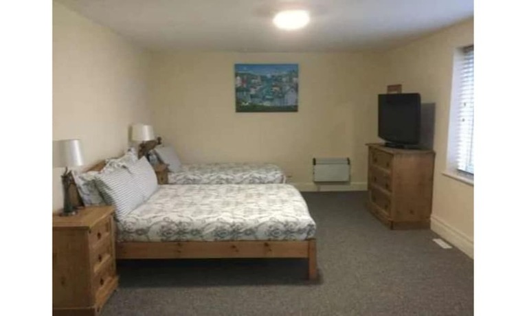 Imagen de la habitación del Hotel T and J Motel. Foto 14