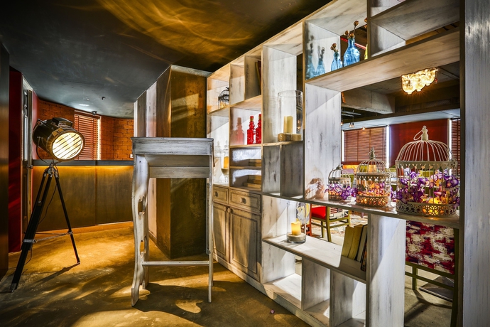 Imagen de los interiores del Hotel T24 Residency. Foto 16