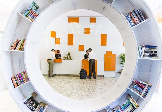 Imagen de los interiores del Hotel T24 Residency. Foto 17