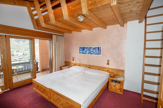 Imagen de la habitación del Hotel T3 Mira Val. Foto 3