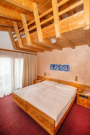 Imagen de la habitación del Hotel T3 Mira Val. Foto 4