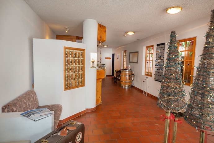 Imagen de los interiores del Hotel T3 Mira Val. Foto 15